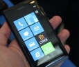 Nokia libera atualização para corrigir consumo da bateria do Lumia 800