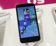 MWC 2015: Alcatel OneTouch apresenta protótipo de smartphone com Windows 10